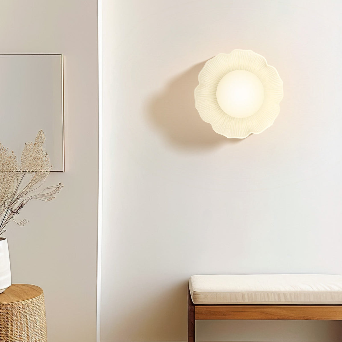 Retro Flower Petal Ceramic Wall Light