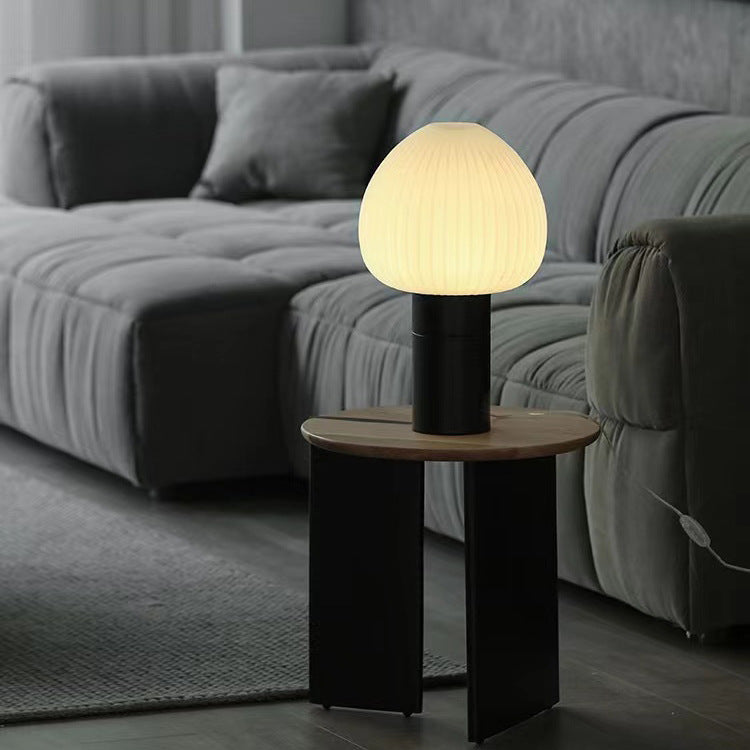 Nordic Light Luxury Simple Bedroom Table Lamp