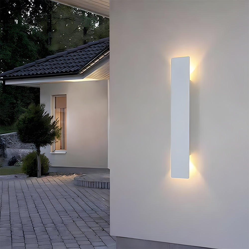 Modern Minimalist Aluminum Outdoor Black Wall Sconce