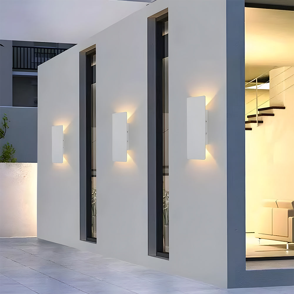 Modern Minimalist Aluminum Outdoor Black Wall Sconce