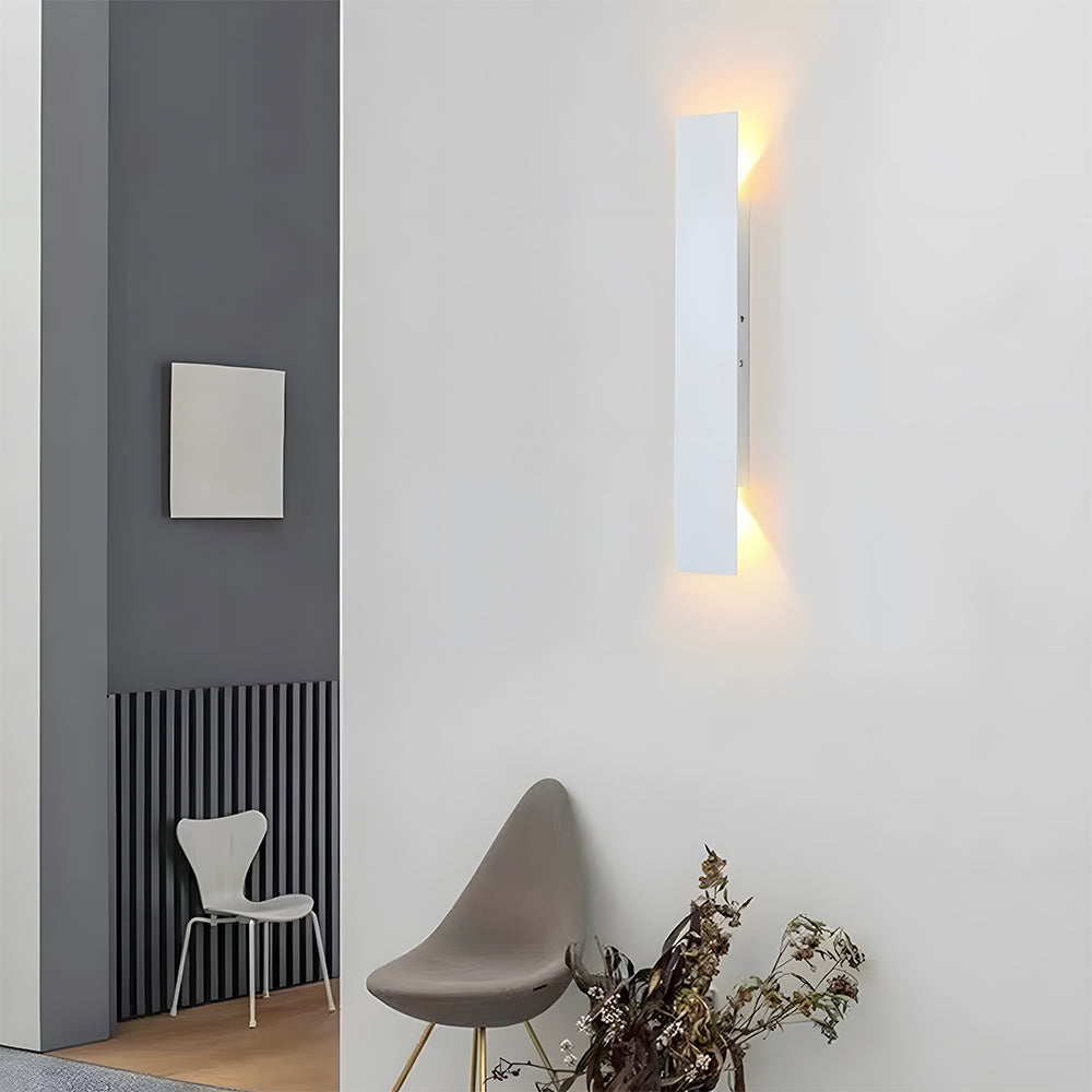 Modern Minimalist Aluminum Outdoor Black Wall Sconce