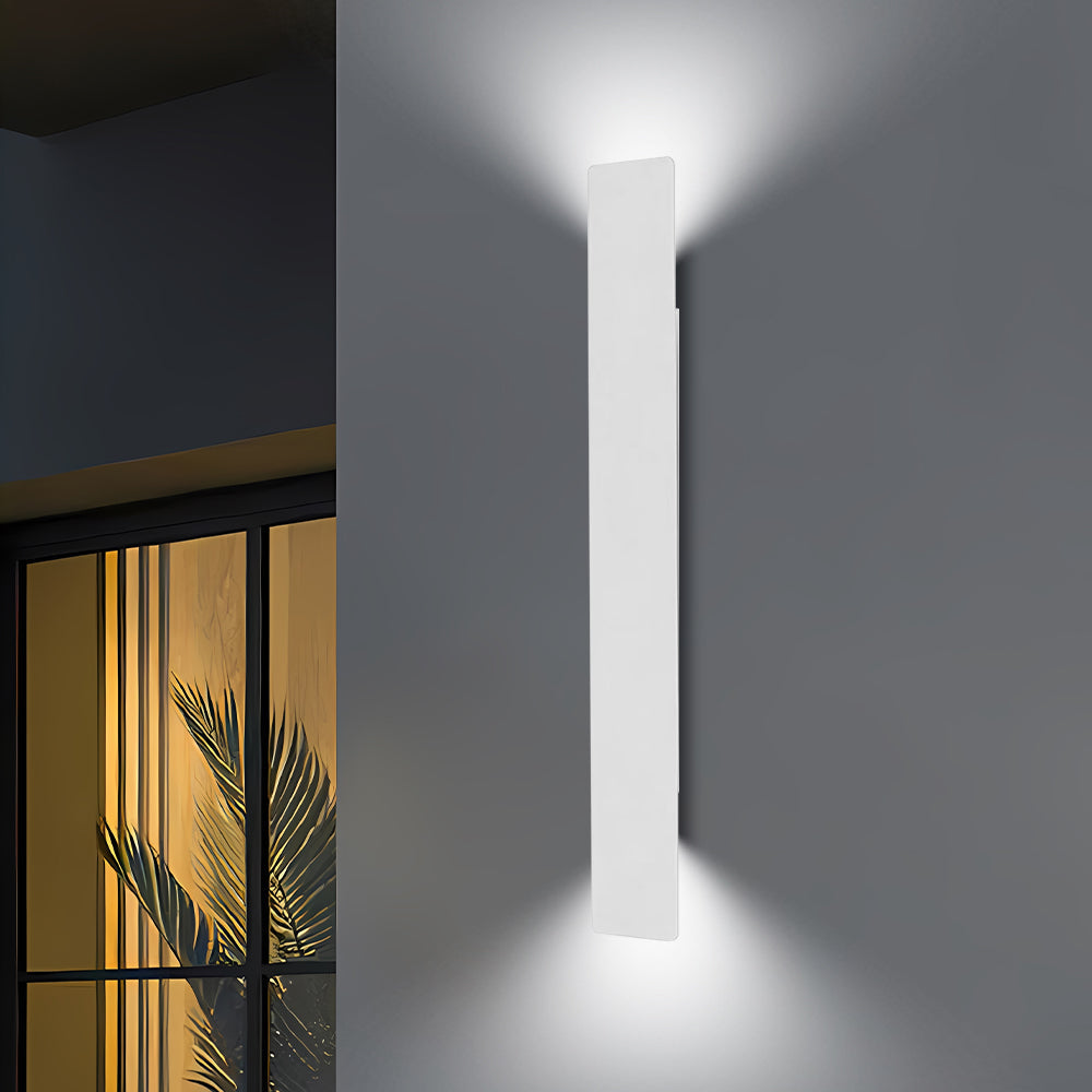 Modern Minimalist Aluminum Outdoor Black Wall Sconce