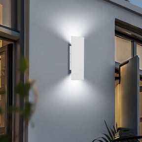 Modern Minimalist Aluminum Outdoor Black Wall Sconce
