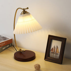 Dotty Retro Pleated Table Lamp
